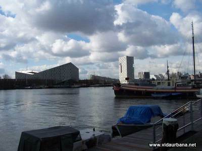 Museo de Renzo Piano, en Amsterdam.